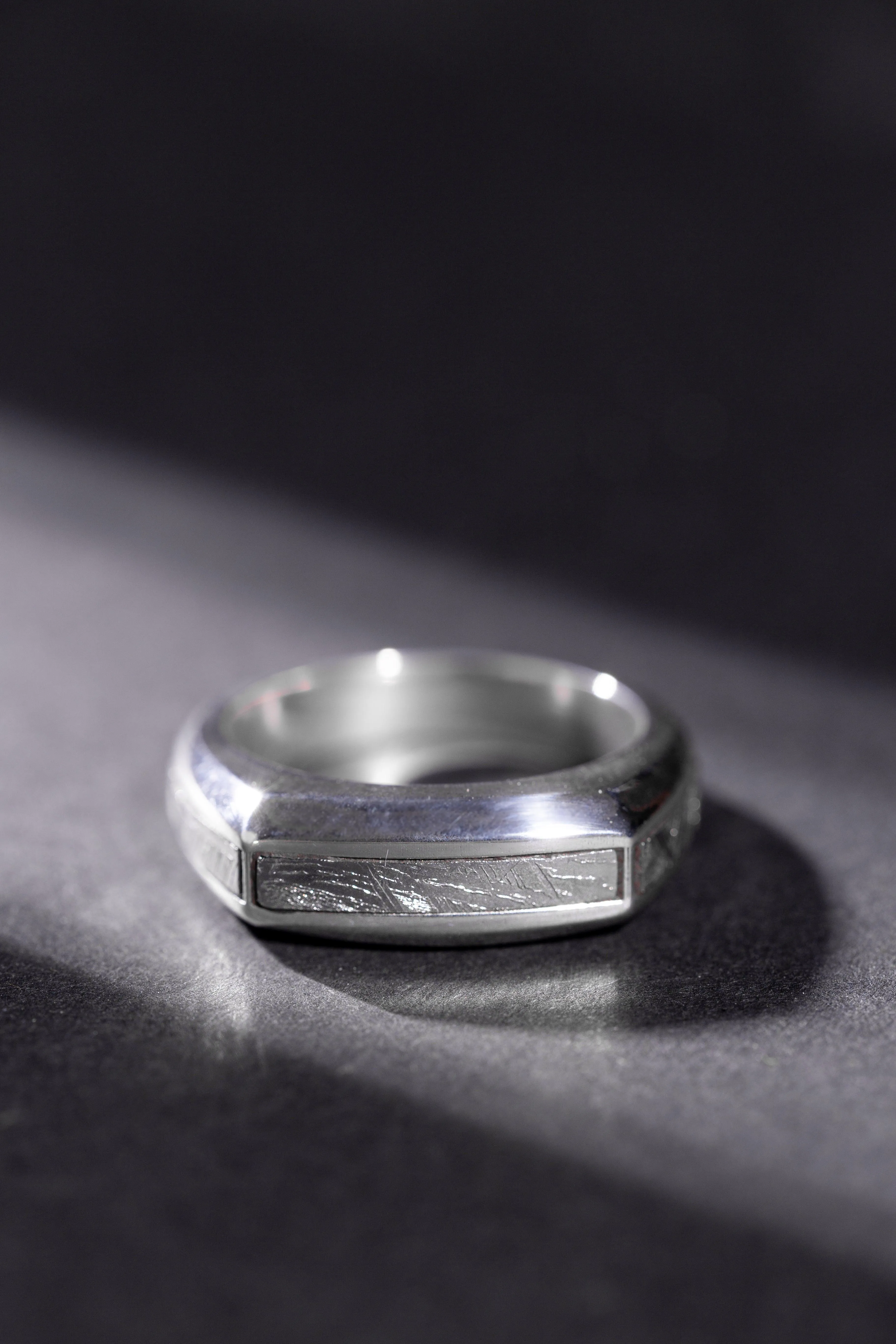 Mens Silver Meteorite Ring
