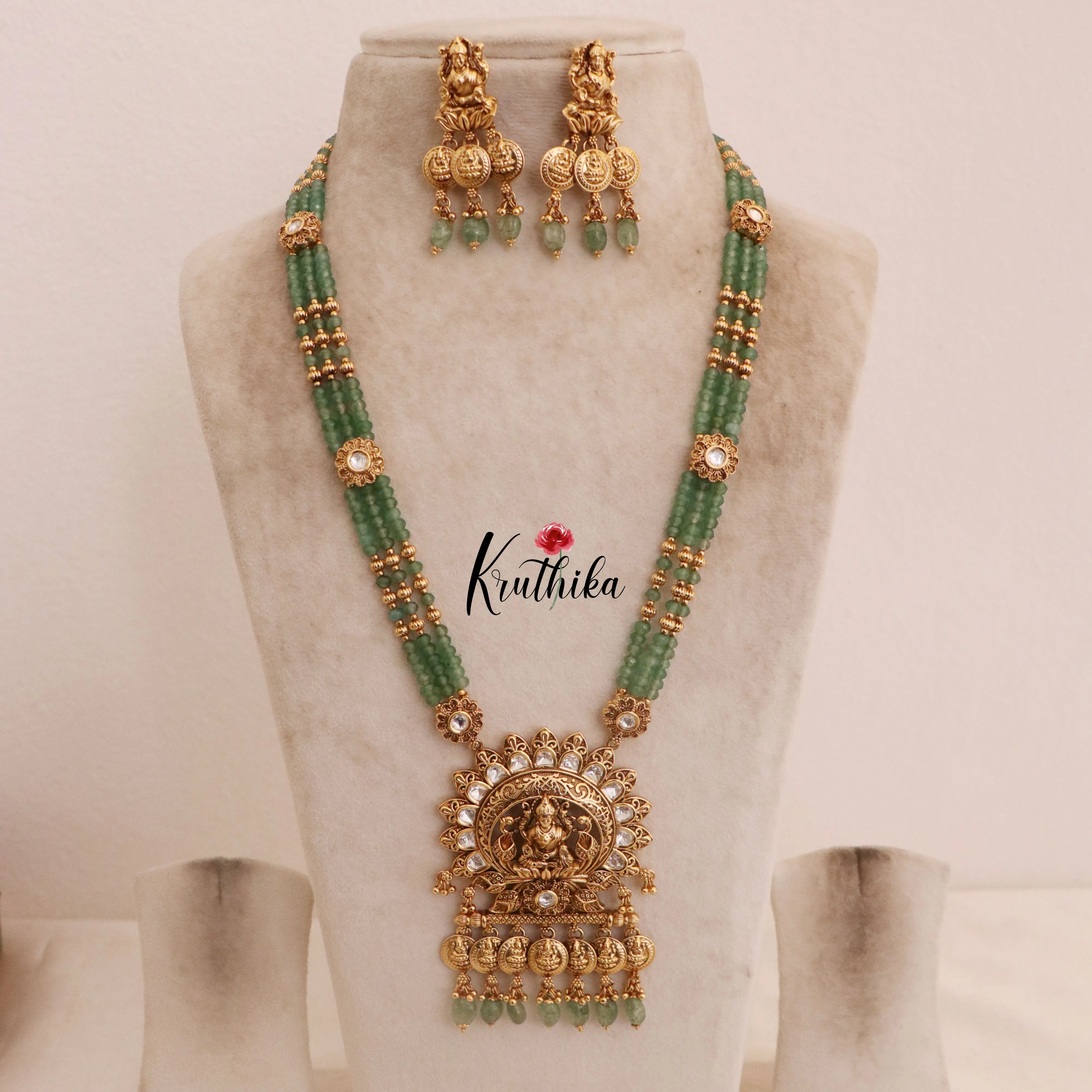 Onyx Beads Nakshi Temple Haaram LH563