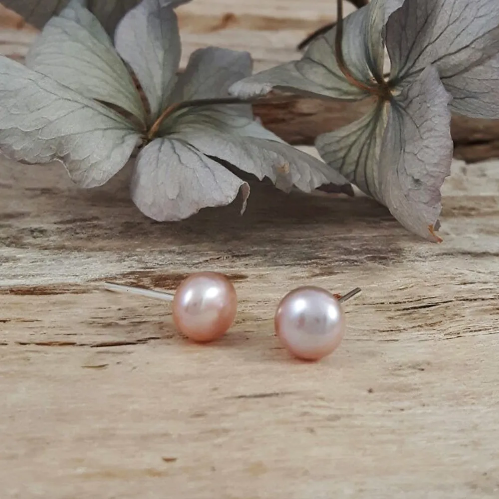 Pink Pearl Small Stud Earrings